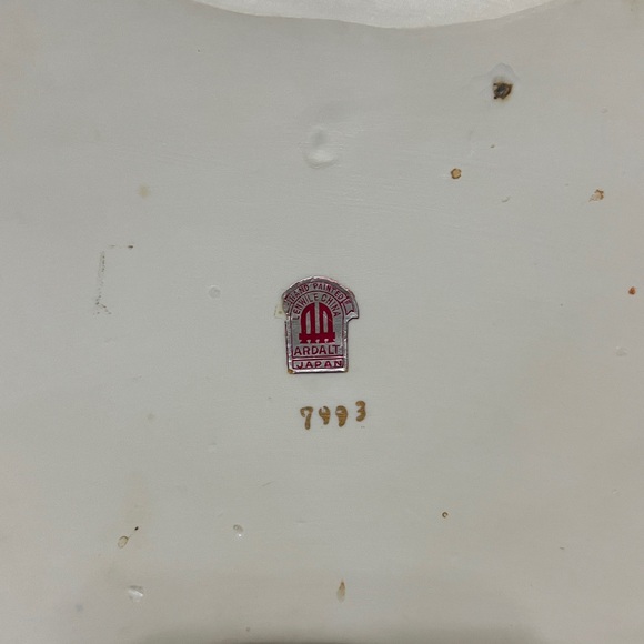 Vintage porcelain Lenwile Ardalt vanity set. - Picture 3 of 15